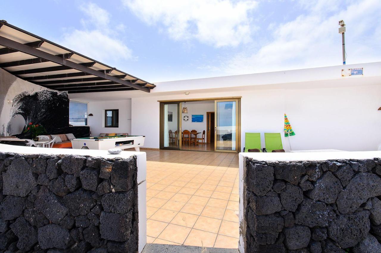 Famara Beach House Exteriör bild