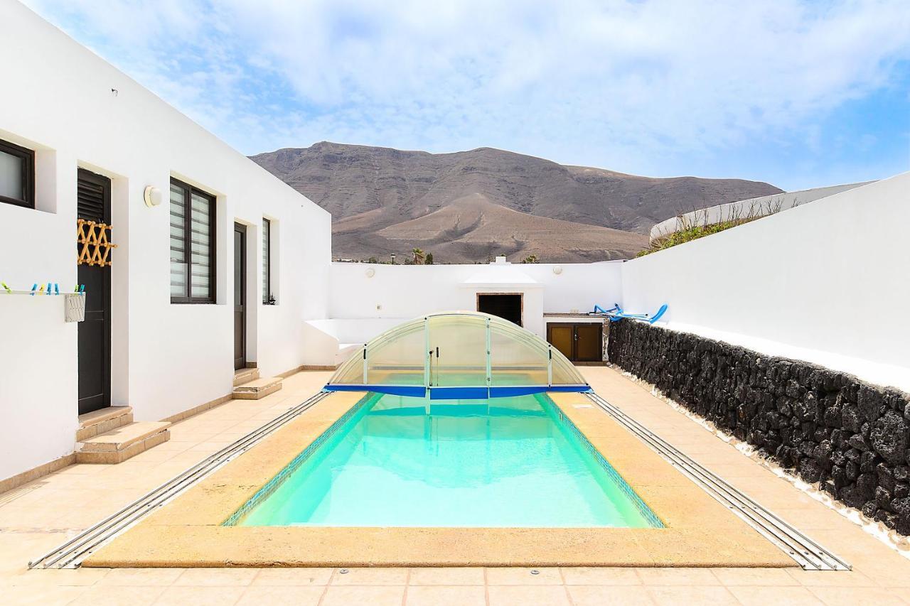 Famara Beach House Exteriör bild